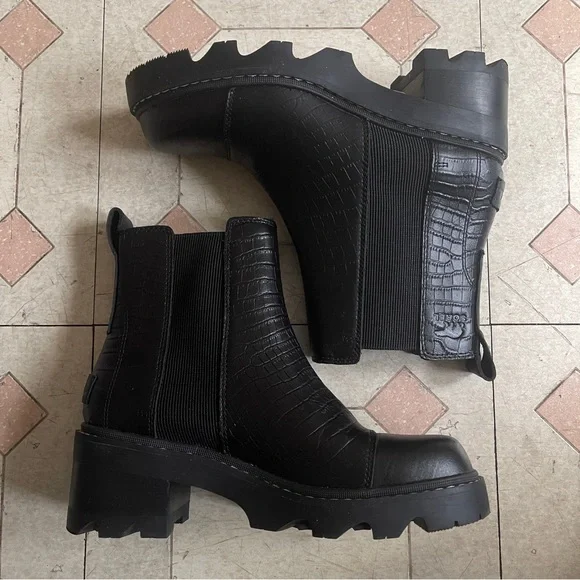 Sorel Joan Now Chelsea Boot - Picture 9 of 9